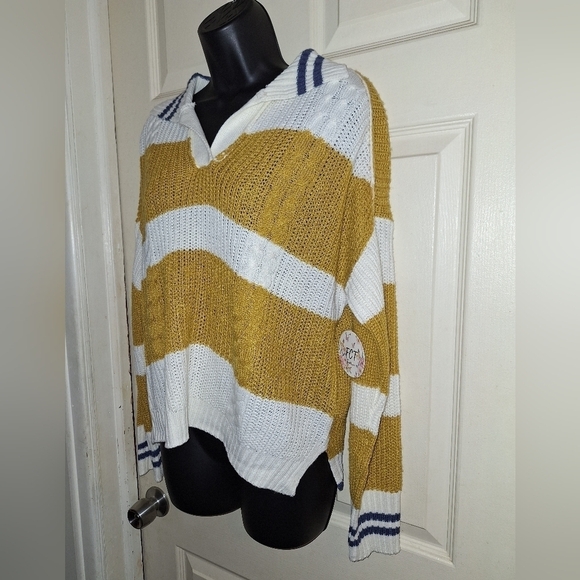 FCTthin knitted sweater great for Chili afternoons size medium - Picture 3 of 8